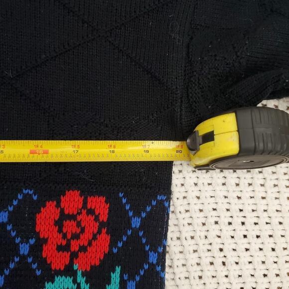 Vintage 80s rainbow ridge rose flower pattern sweater euc - Picture 4 of 6